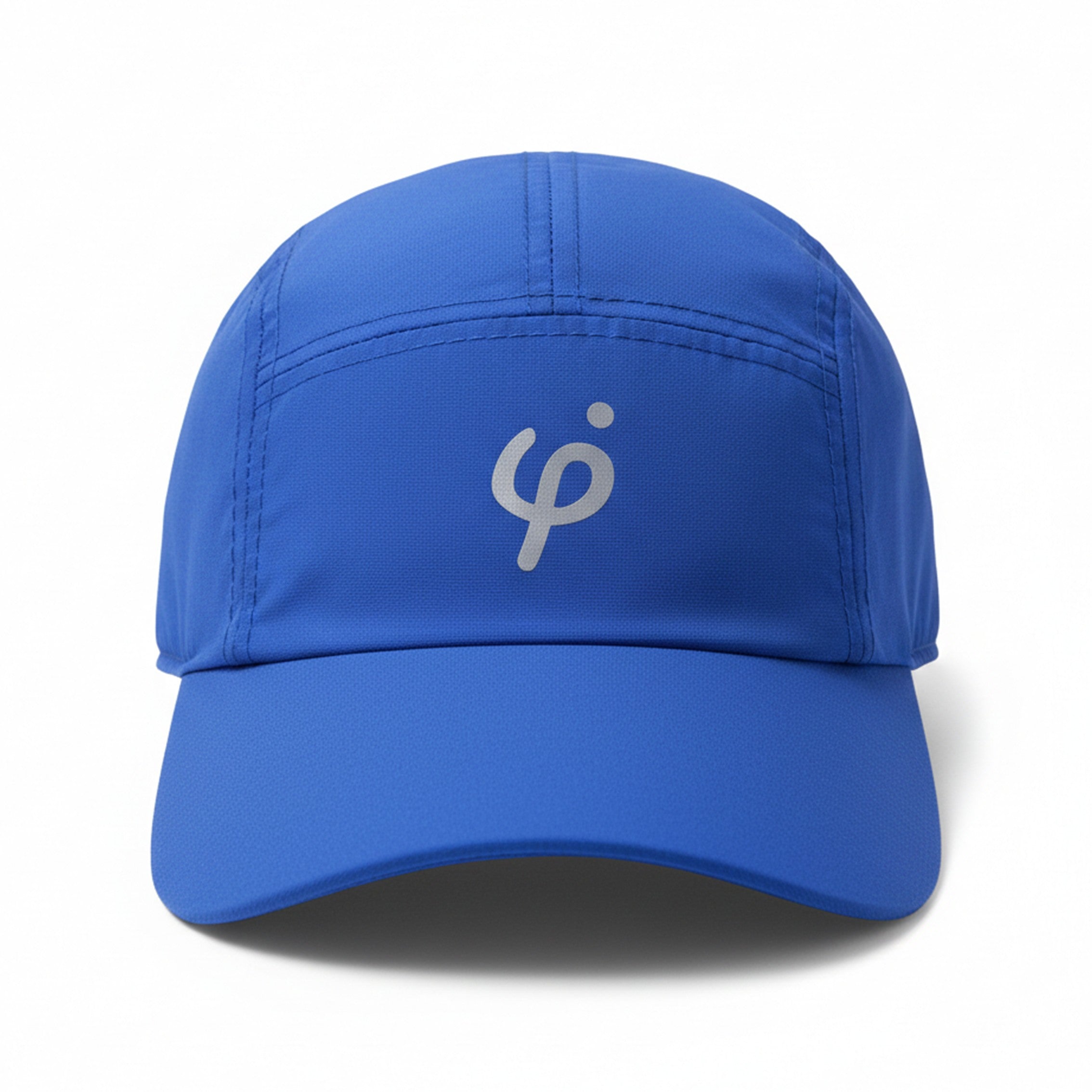 Gorra deportiva Frouros color azul rey con logotipo reflectivo, diseño técnico de cinco paneles en tela transpirable para corredores y triatletas.