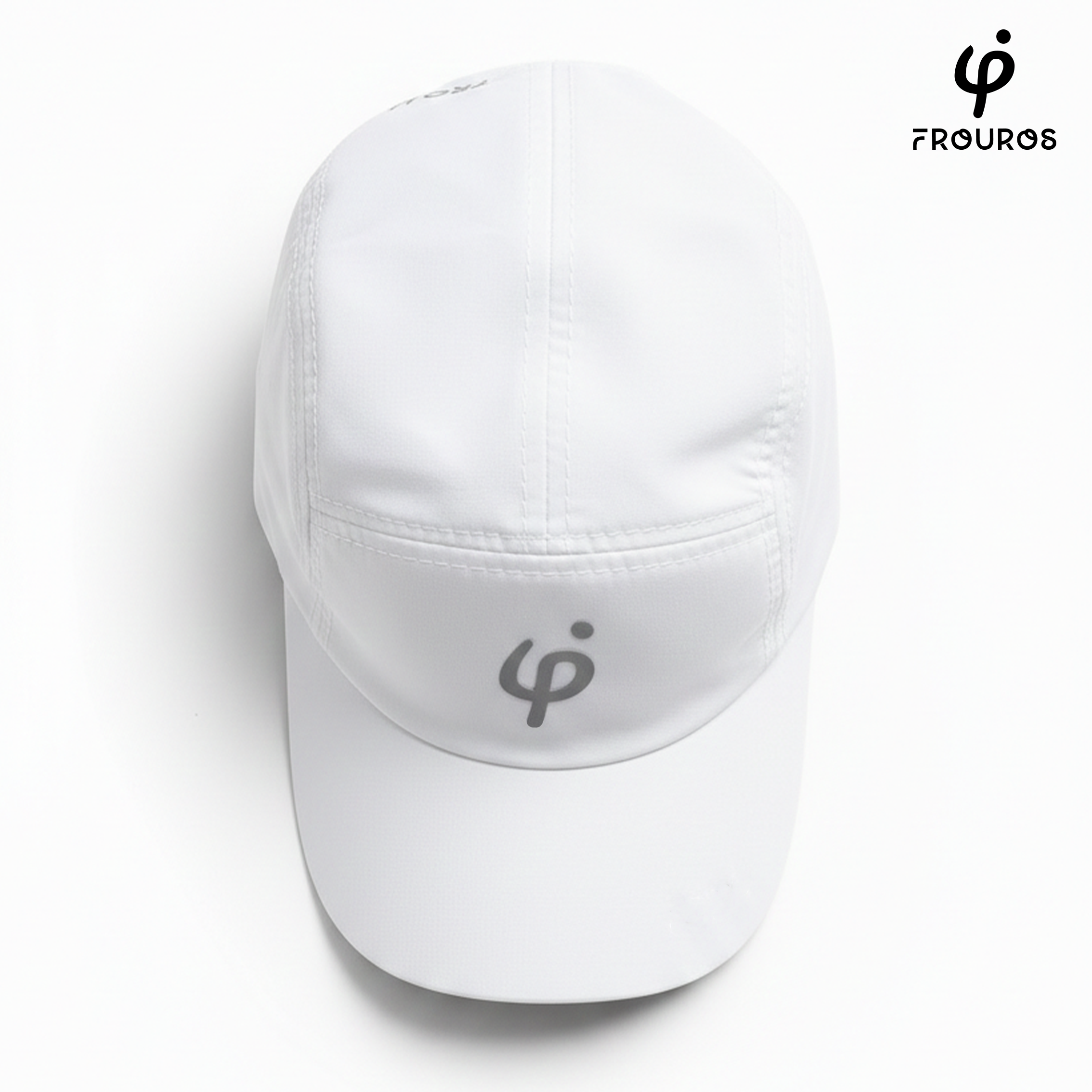 Vista superior de la gorra técnica blanca Frouros, ideal para padel, tenis y running
